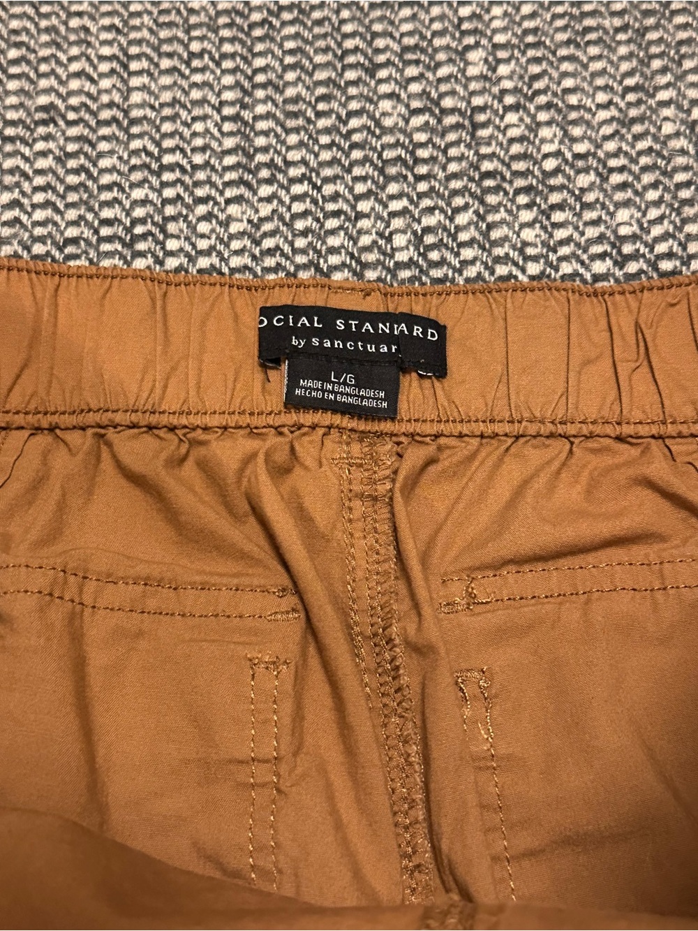 Women’s Casual Rolled-Hem Shorts in Tan - Picture 3 of 7